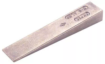 Ampco Safety Tools W-9 8"X2" FLANGE WEDGE (1 EA)