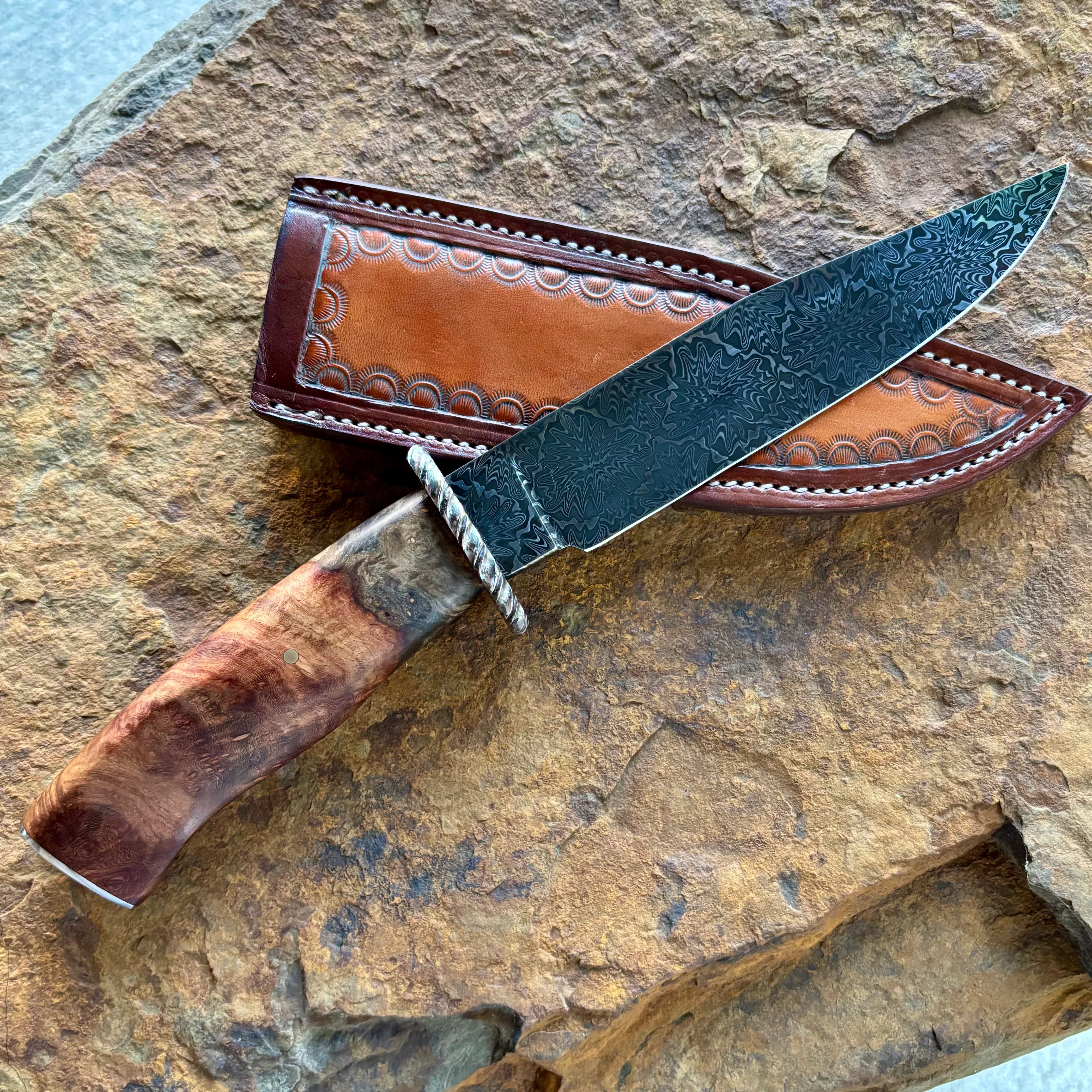 Damascus Bowie w/ Red Maple Burl