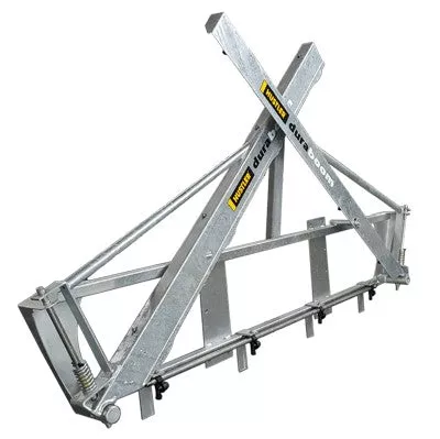 Hustler 6 Metre DuraboomManual Folding Fully Shielded Spray Boom